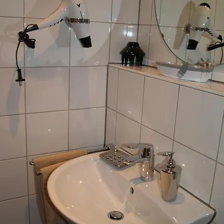 Leon Apartment *